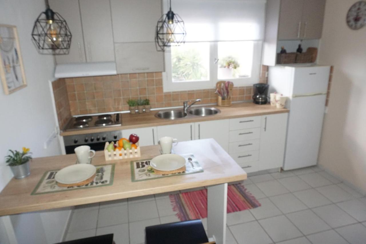 Acharavi Afrodite Apartments Esterno foto